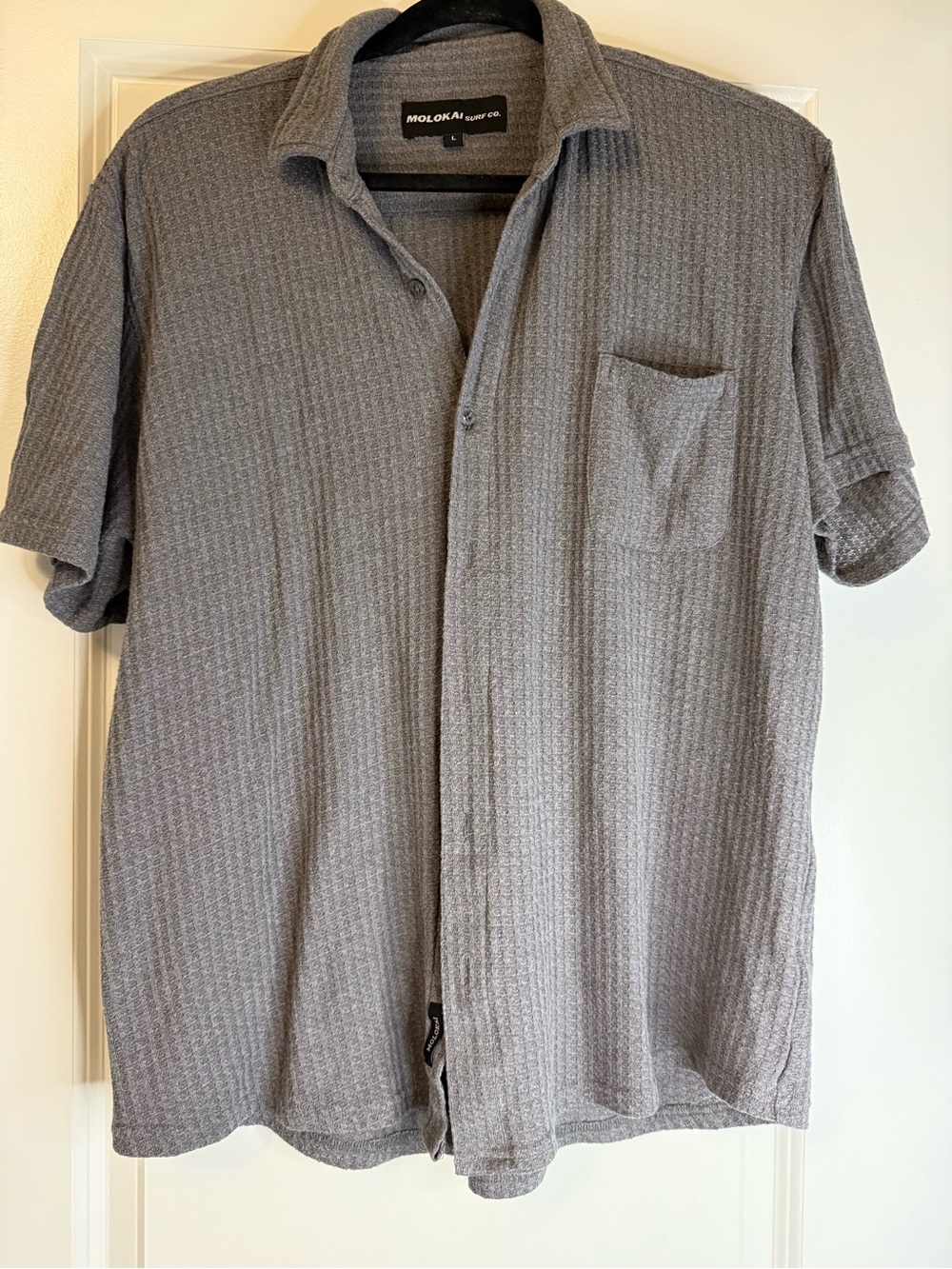 Men Grey Molokai Surf Co. button-up shirt